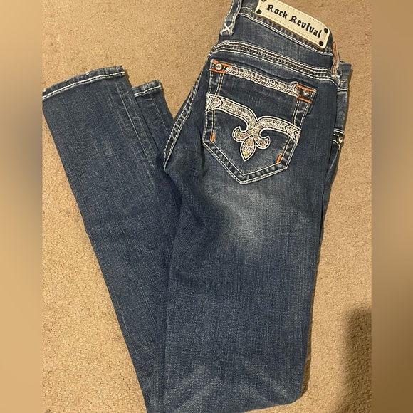 Skinny Rocks - Picture 2 of 3